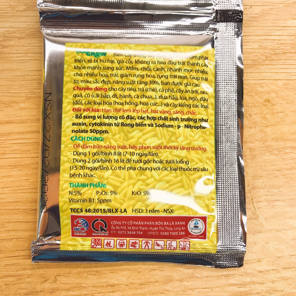 Phân Bón Lá Ba Lá Xanh Đậm Đặc Số 1 ( 1 gói 10 ml ) nguyên liệu chánh phẩm từ Mỹ