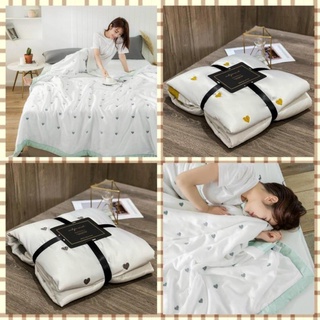 Chăn lụa hè 2022 chăn lụa tencel hè trần bông hoạ tiết trái tim 200x230 cm