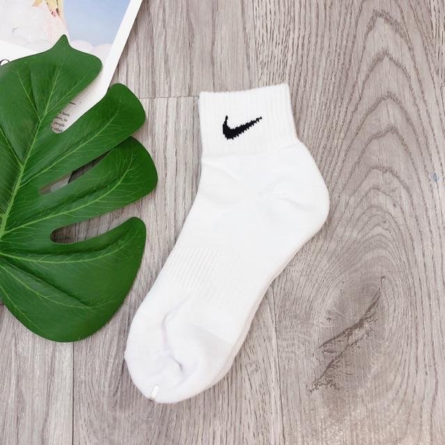 Tất Nike trắng trơn cổ ngắn Unisex- Vớ Nike trắng ngắn trơn nam nữ thời trang