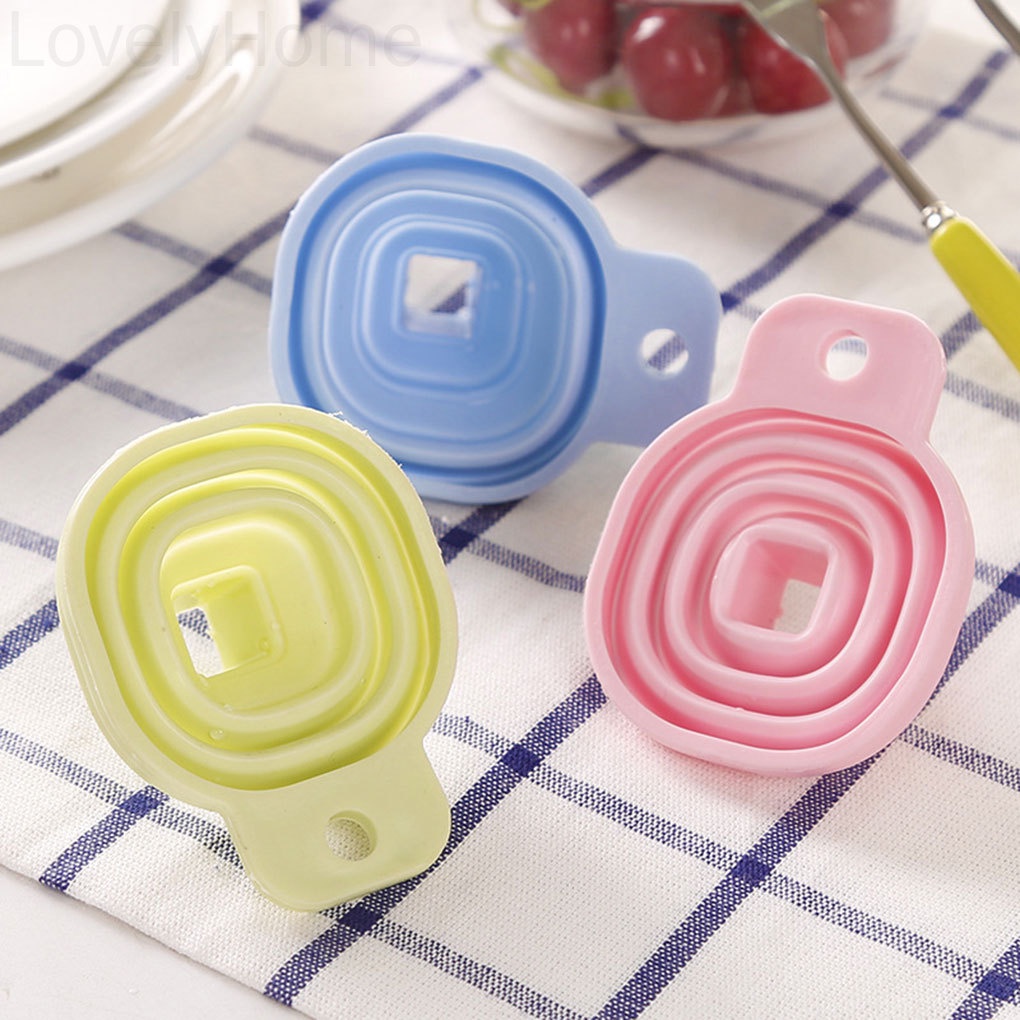 Phễu mini thiết kế gấp gọn tiện lợi cho nhà bếp