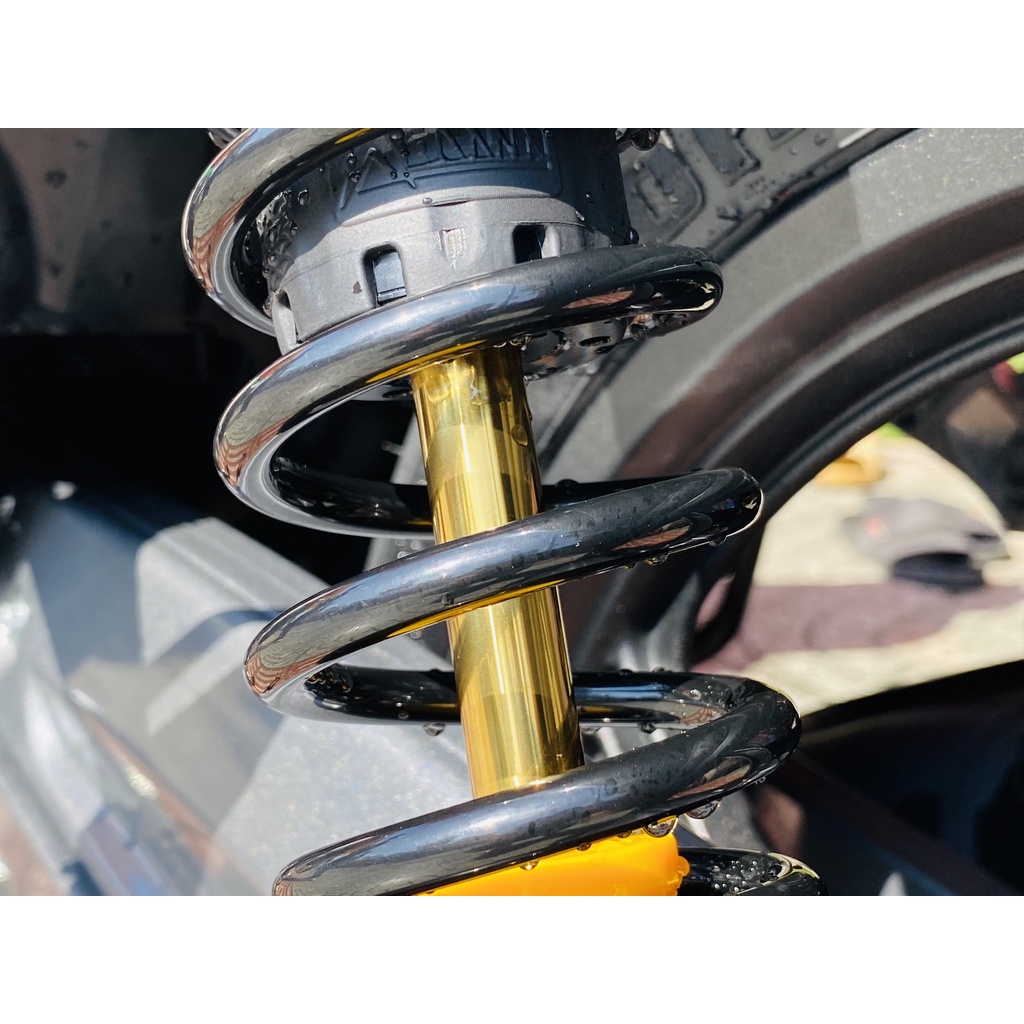 Phuộc sau Adelin không bình dầu đen ti vàng cho Wave Dream