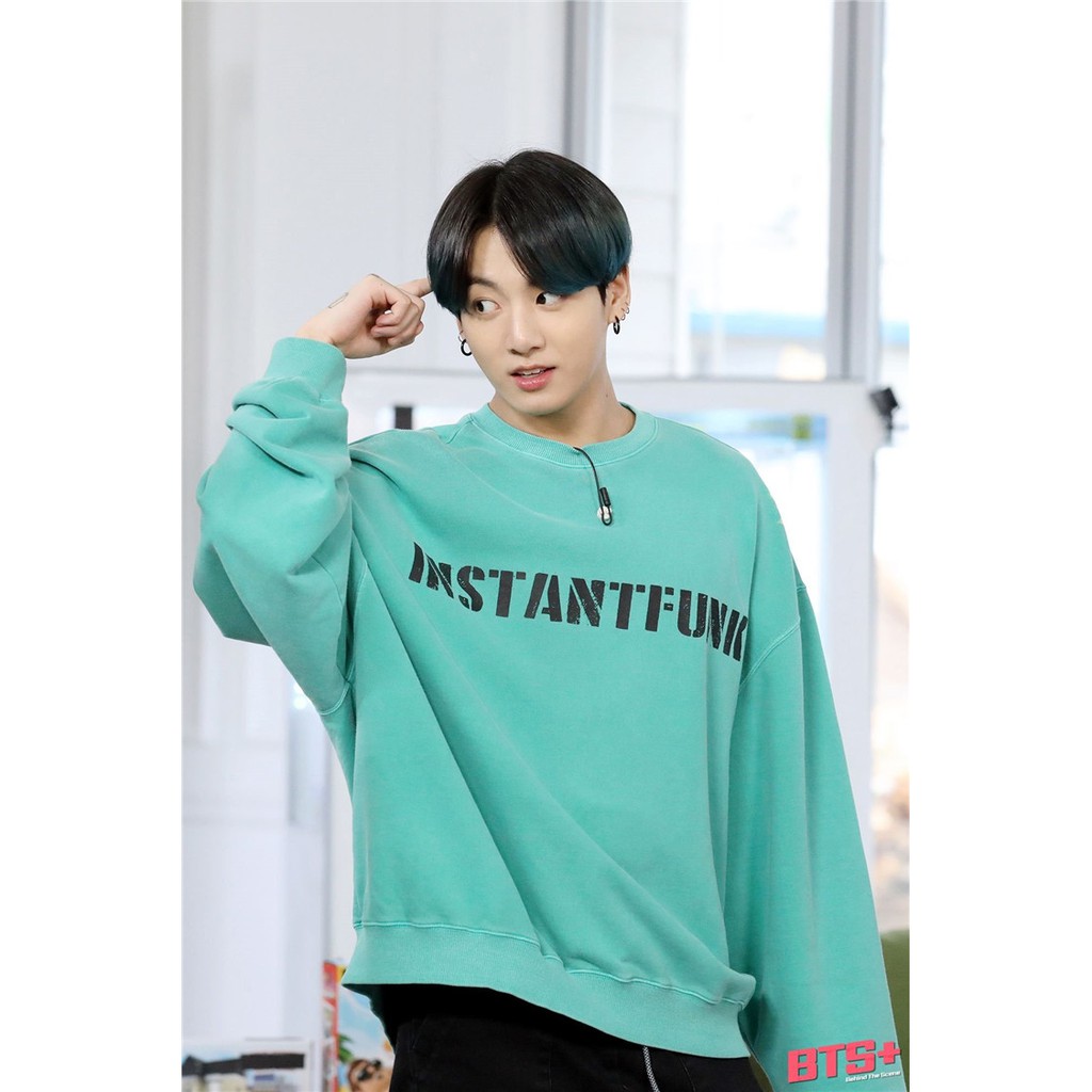 ÁO SWEATER XANH INSTANTFUNK GIỐNG JUNGKOOK BTS