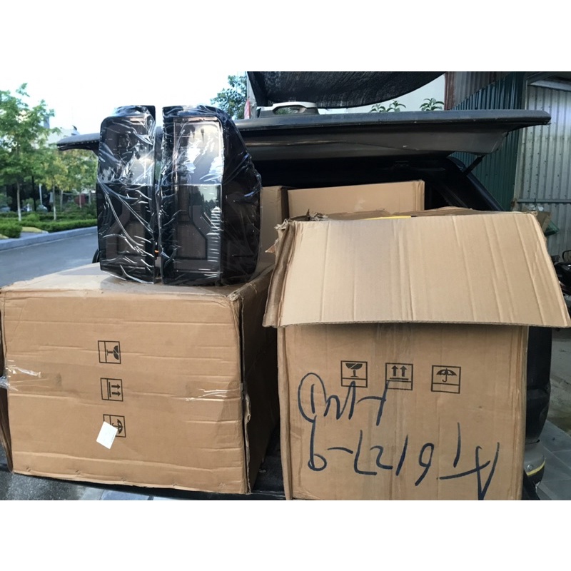 Đèn hậu Ford Ranger lắp đời 2012-2021 up fom 2022