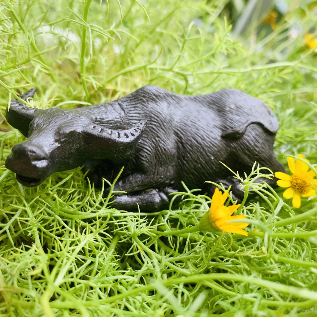 Con Trâu Đen Trang Trí Hồ Cá,Bể Cá-Hòn Non Bộ