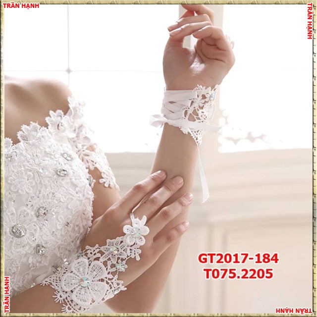 Găng tay cô dâu - phụ kiện cưới Giang - găng tay ren hở ngónTH