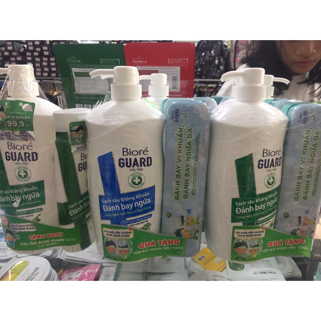 Sữa tắm biore 800g kháng khuẩn