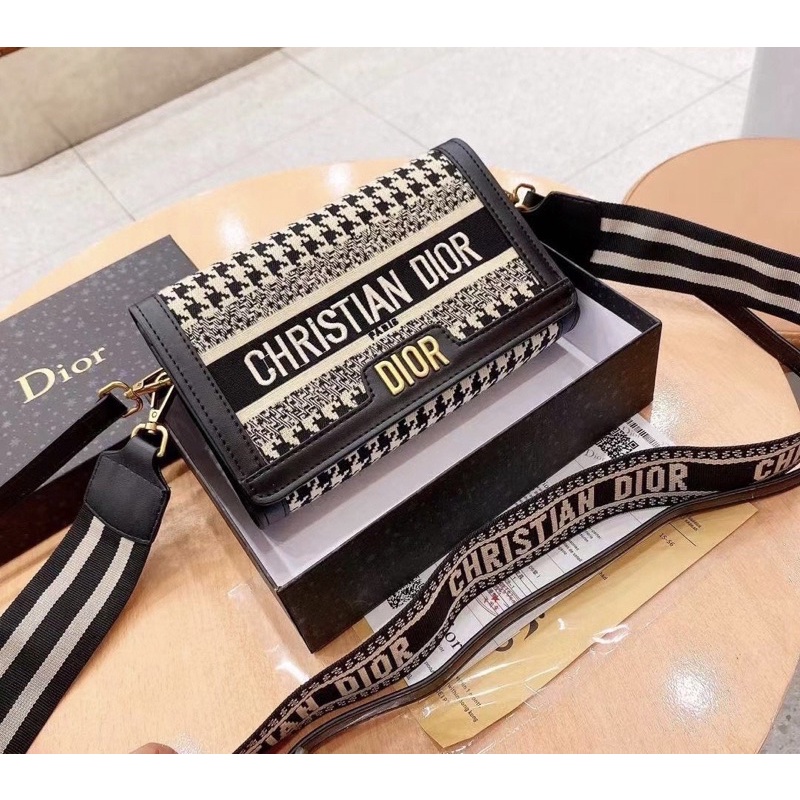 Túi DI O R Clutch zíc zắc fullbox