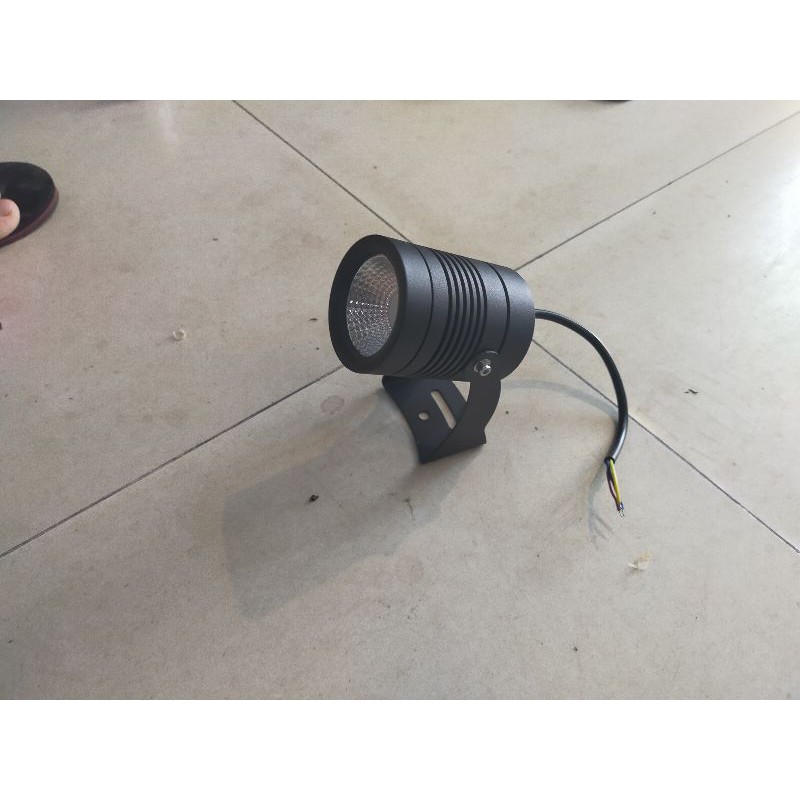 Đèn chiếu rọi ngoài trời 5w-10w cao cấp