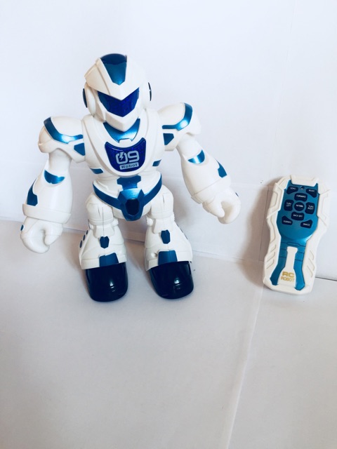 Robot điều khiển thông minh