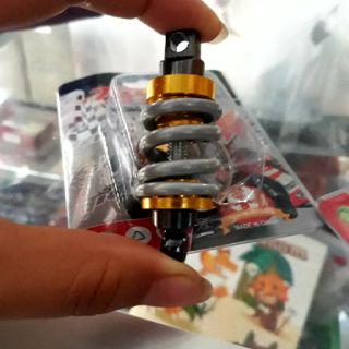 Móc khóa hình phuộc xe(màu ngẫu nhiên)
