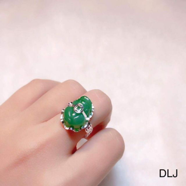Nhẫn con cóc