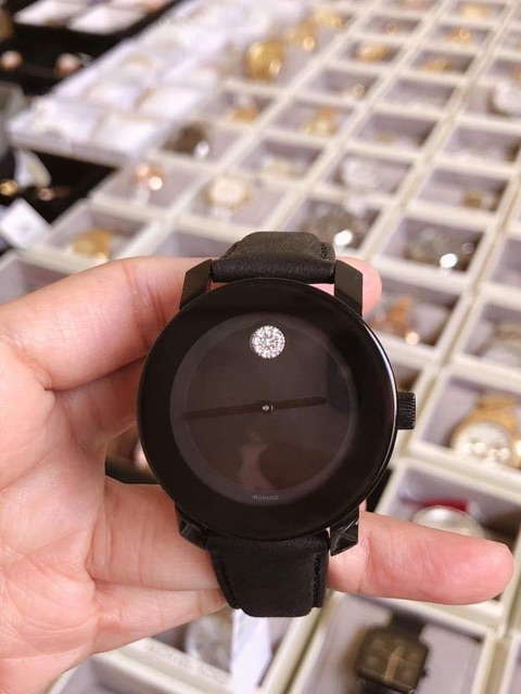 Đồng hồ nữ hiệu Movado