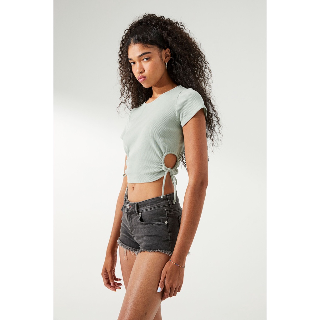 H&M Đức - Áo croptop kiểu cutout eo thắt dây xanh nhạt trắng sale auth cao cấp chính hãng có sẵn 1093929004 HM