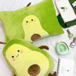 Gấu  bông  quả  bơ