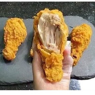 ĐÙI GÀ CHIÊN KFC HÀNG CÔNG TY ĐẢM BẢO CHẤT LƯỢNG