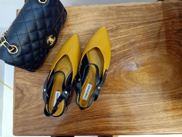 Pass giày size 37, chưa đi lần nào | BigBuy360 - bigbuy360.vn