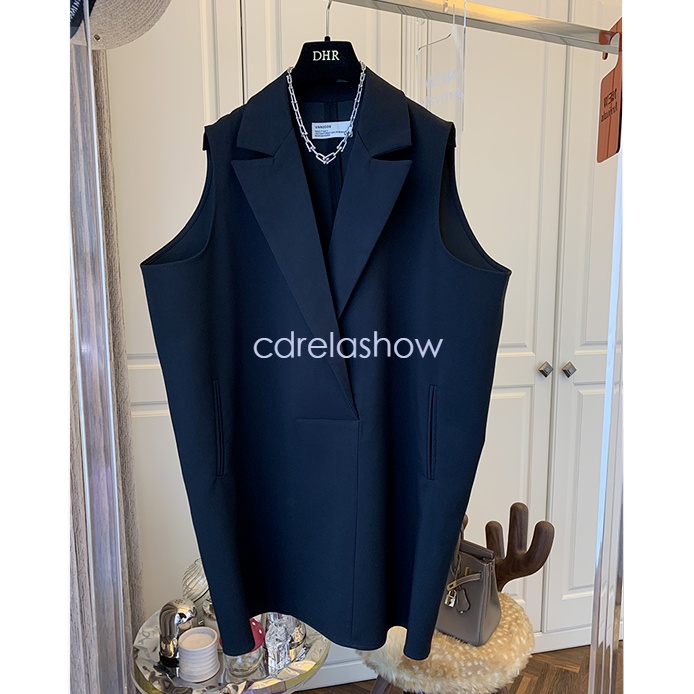 Đầm ngắn dáng rộng cổ Vest thiết kế thanh lịch cho nữ | BigBuy360 - bigbuy360.vn