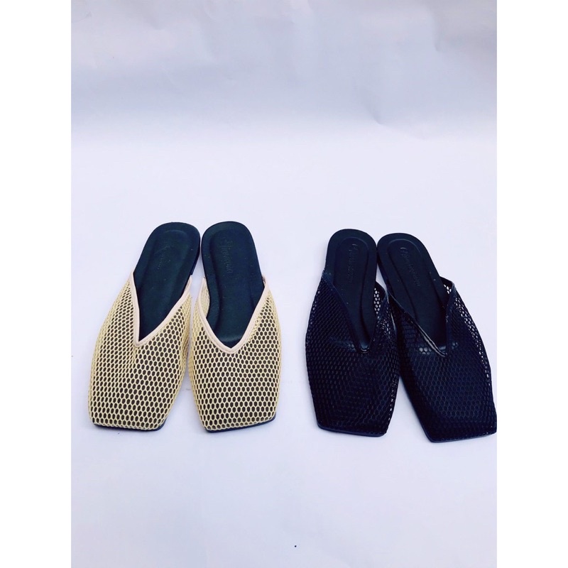 Dép sục lưới mũi vuông đi êm thoáng chân