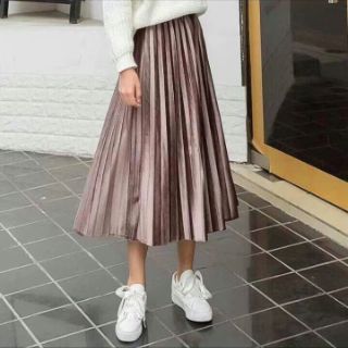 Chân váy nhung dập ly