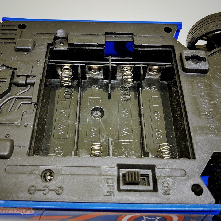 Xe oto Điều Khiển pin sạc siêu anh hùng Avengers, xe ô tô điều khiển từ xa