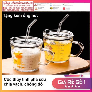 Cốc pha sữa thủy tinh chia vạch 350ml chống đổ, tặng kèm ống hút silicon