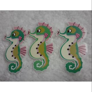 Hình ủi cá ngựa kích cỡ 9cm x 5cm