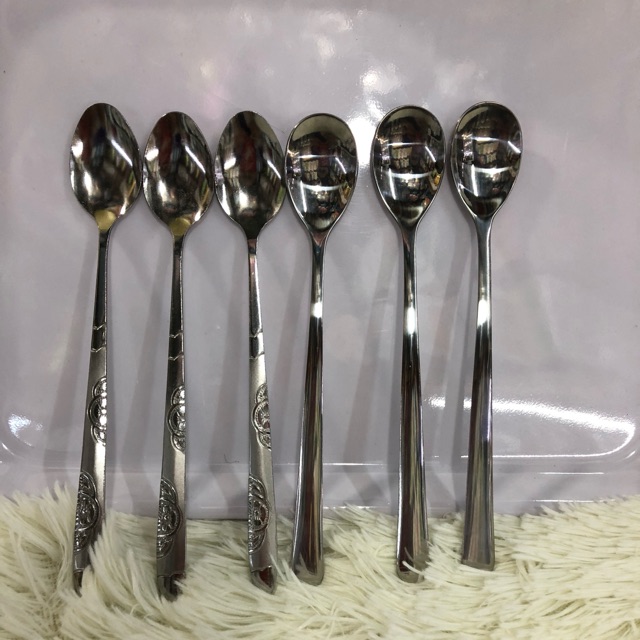 Thìa sinh tố inox . 10c