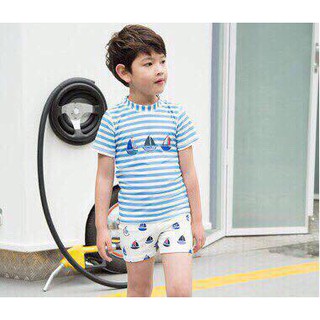 Đồ bơi kèm mũ cho bé trai