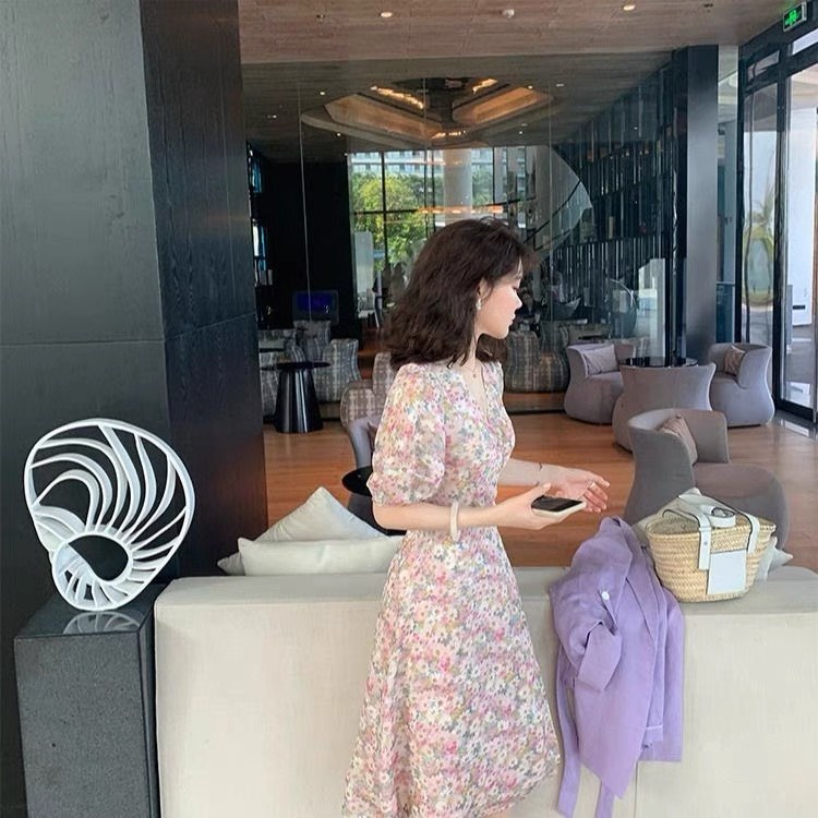 ĐẦM HOA NỮ TÍNH, TRẺ TRUNG | BigBuy360 - bigbuy360.vn