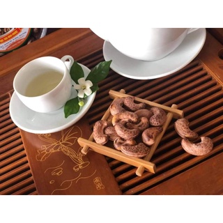 Hạt điều rang muối loại 1 - dạng túi hút chân không 500gr