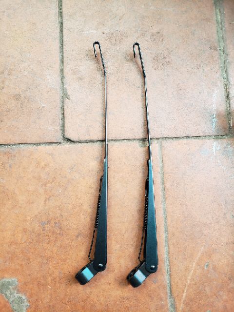 Cần gạt mưa SUZUKI 5 tạ / 7 chỗ / THACO 750