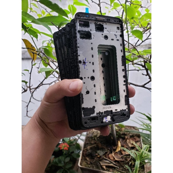 xương samsung j7 prime mầu đen