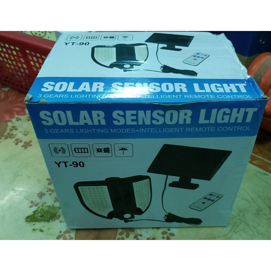 Đèn Năng Lượng Mặt Trời Cảm Biến Chuyển Động, Tấm Pin Liền- Tự Động Sáng Tối, Có Điều Khiển