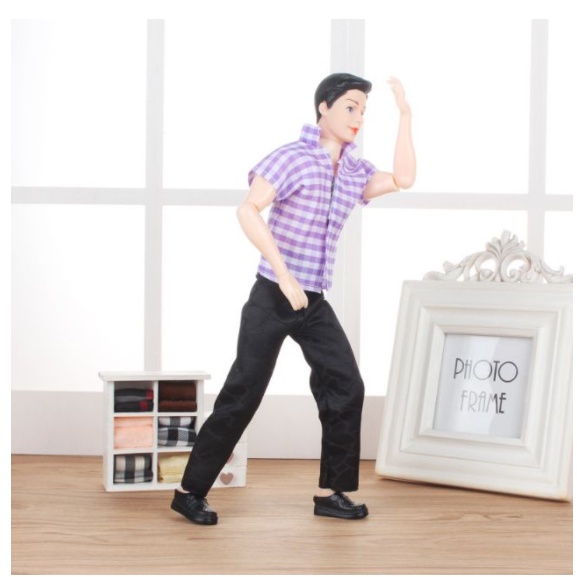 Búp bê Ken xoay các khớp