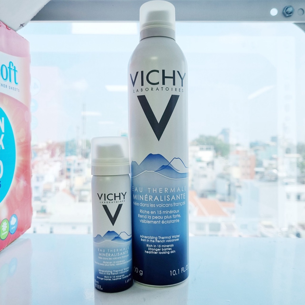 Xịt khoáng Vichy Eau Thermale Mineralizing Thermal Water / Xịt khoáng Vichi 300ml