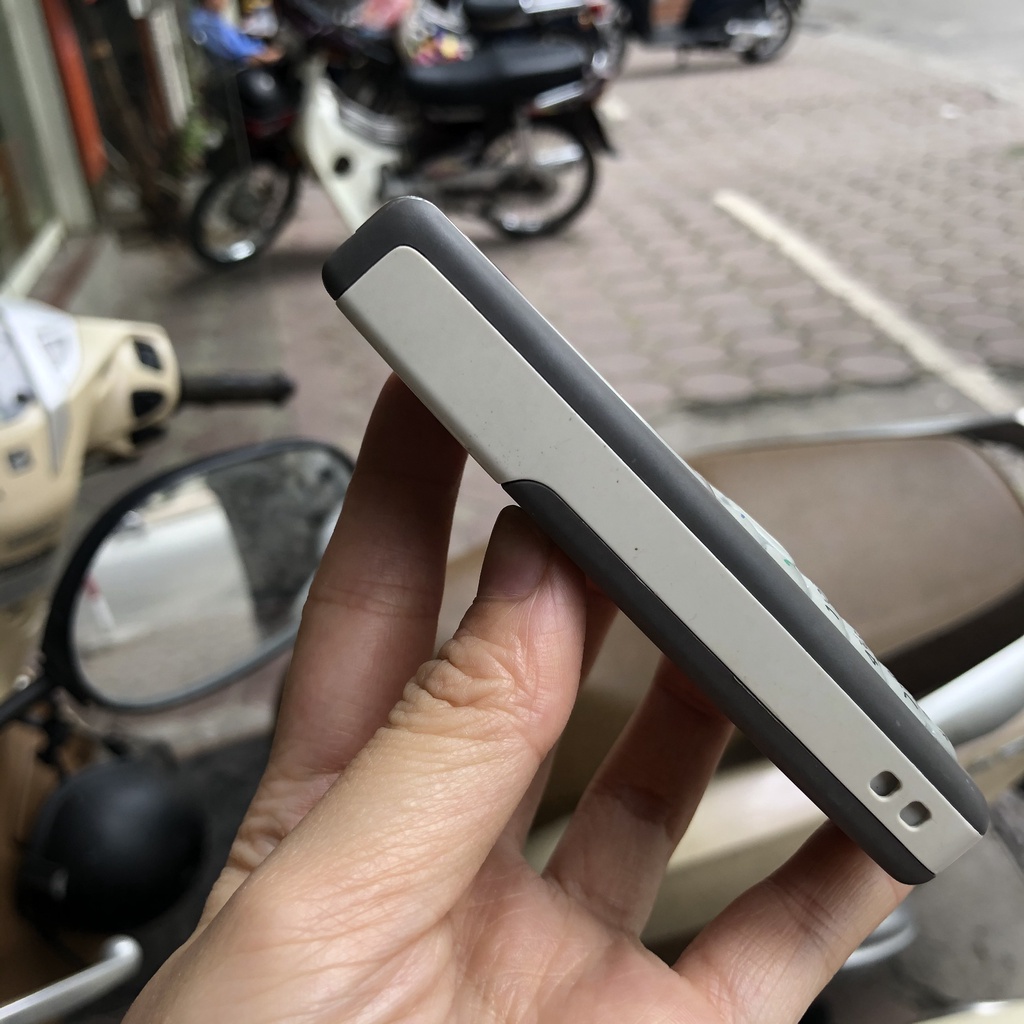 Điện thoại cổ Nokia 1110i zin chính hãng 100%