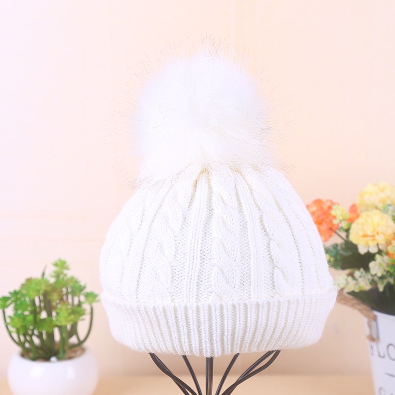 Mũ len xinh cho bé 4-8 tuổi