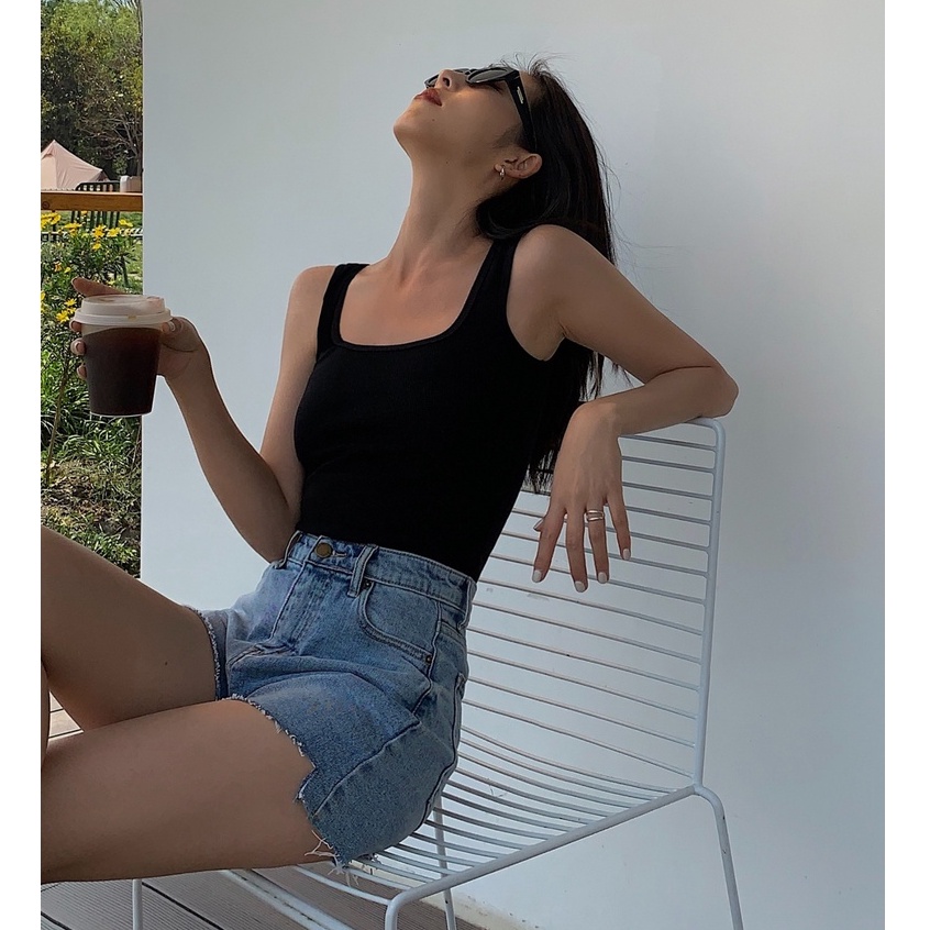 Áo Croptop HAI DÂY SÁT NÁCH DÁNG DÀI Nữ Trơn Ôm Body Chất Tốt, Áo CRT Kiểu nữ ôm thun gân mềm mát GOVA