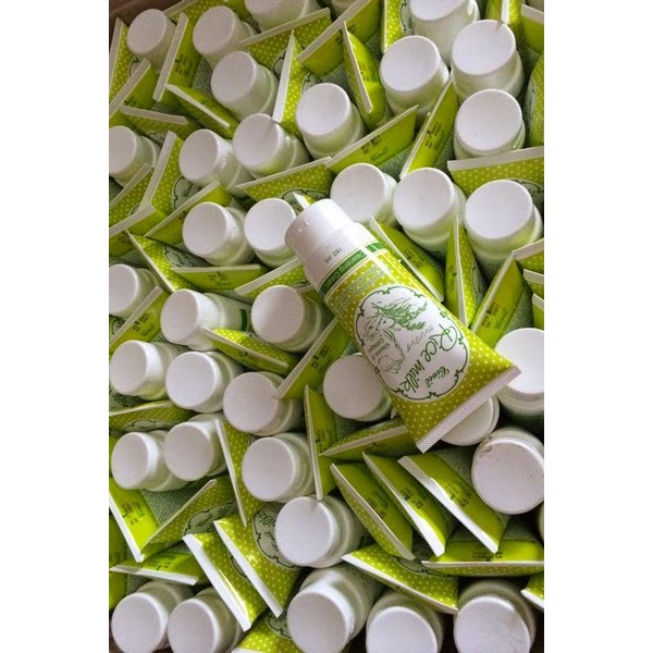 SỮA RỬA MẶT GẠO CIVIC THÁI LAN ₫55.000 | BigBuy360 - bigbuy360.vn