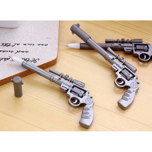 Bút bi hình súng đen