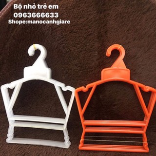 Móc áo bộ nhỏ trẻ em 1-3 tuoi
