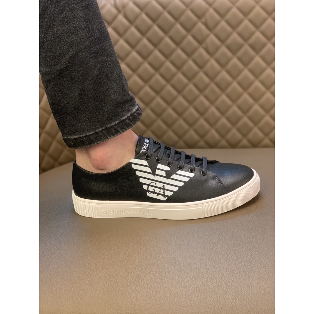 Giày sneakers nam da thật cao cấp Armani thời trang với chất da mềm, cực êm chân