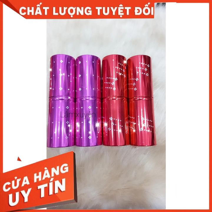 Cọ má hồng có nắp đậy 2 loại nhỏ và lớn nhỏ gọn siêu xinh,Tiện lợi dễ sử dụng là trợ thủ đắc lực cho thợ makeup