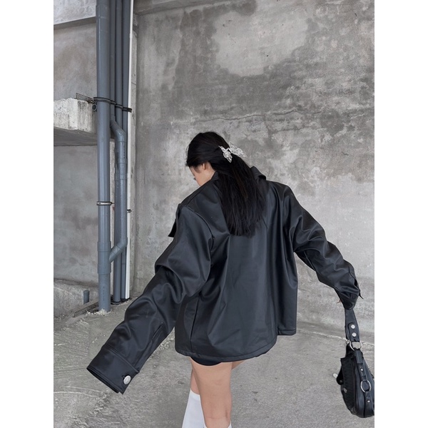 Áo khoác da local brand Destruction màu đen cổ bẻ form boxy