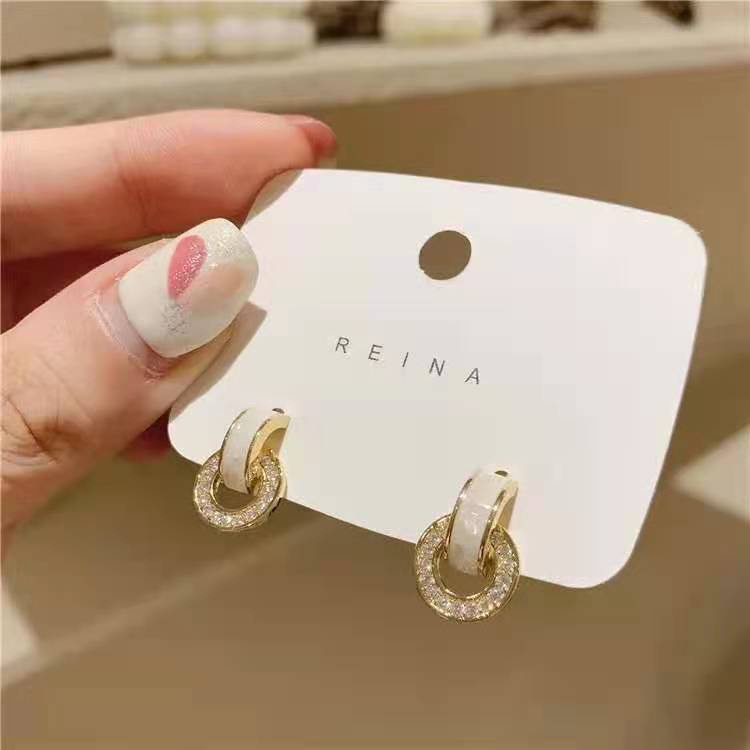 Bông tai mạ bạc 925 hình tròn đính kim cương đơn giản