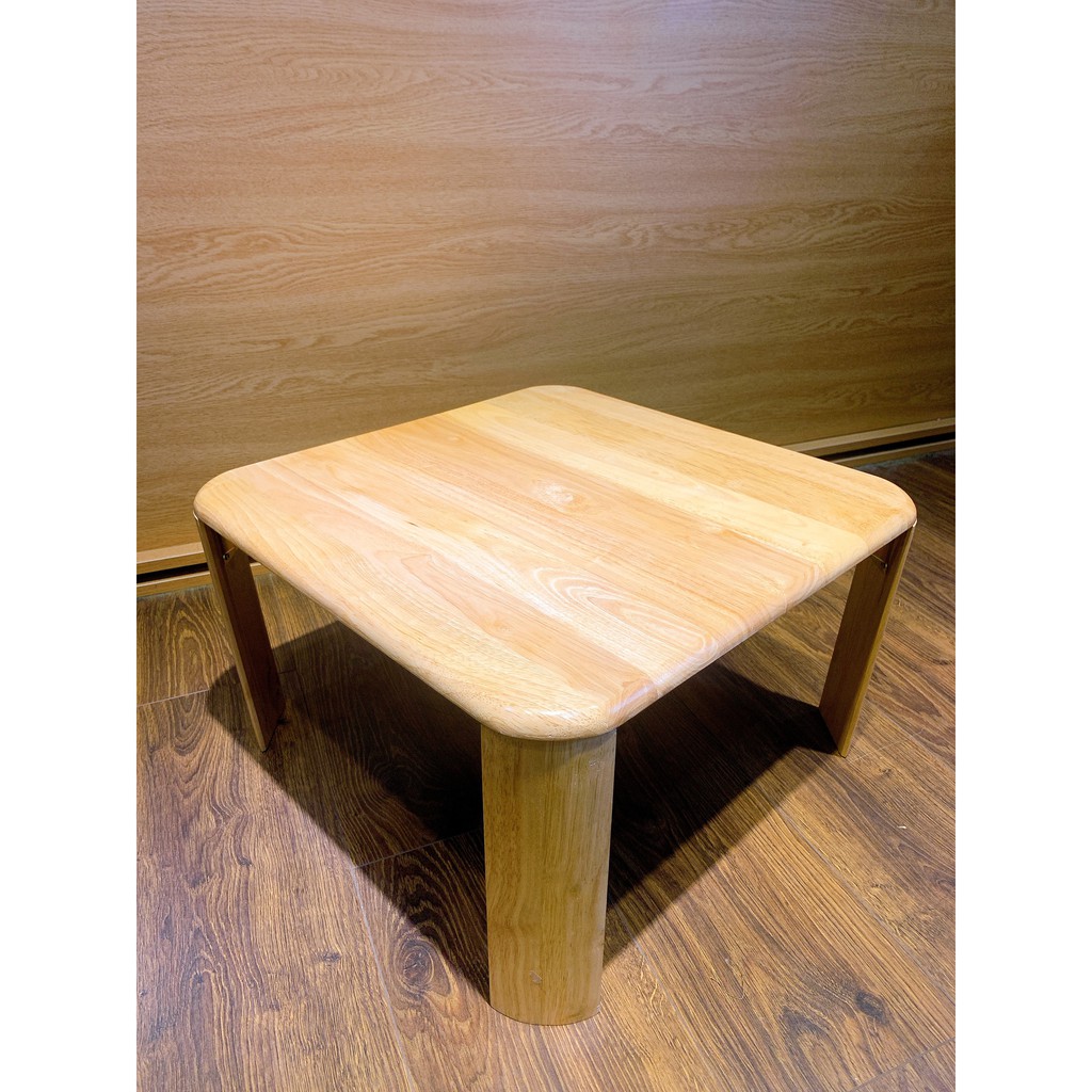 Bàn Gỗ Chân Bánh Mì