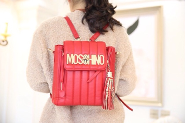 Balo moschino cá tính