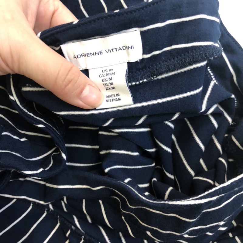 Chân Váy Xoè Tà Xéo Thắt Nơ Adrienne Vitadini Sọc Navy Trắng Thun Cotton - Size M