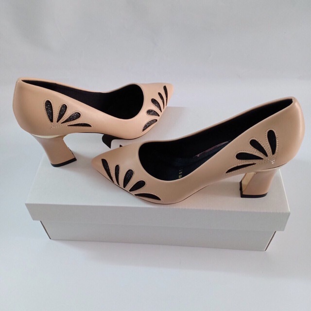 Giày bít thoi trang công sở VNXK