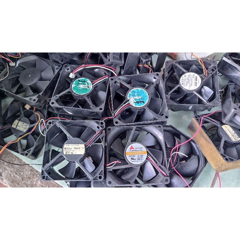 Quạt gió vuông 8cm 24v tháo máy